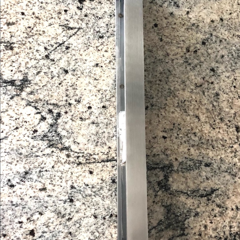 Magnetic Knife Rack - Picture 4 of 8